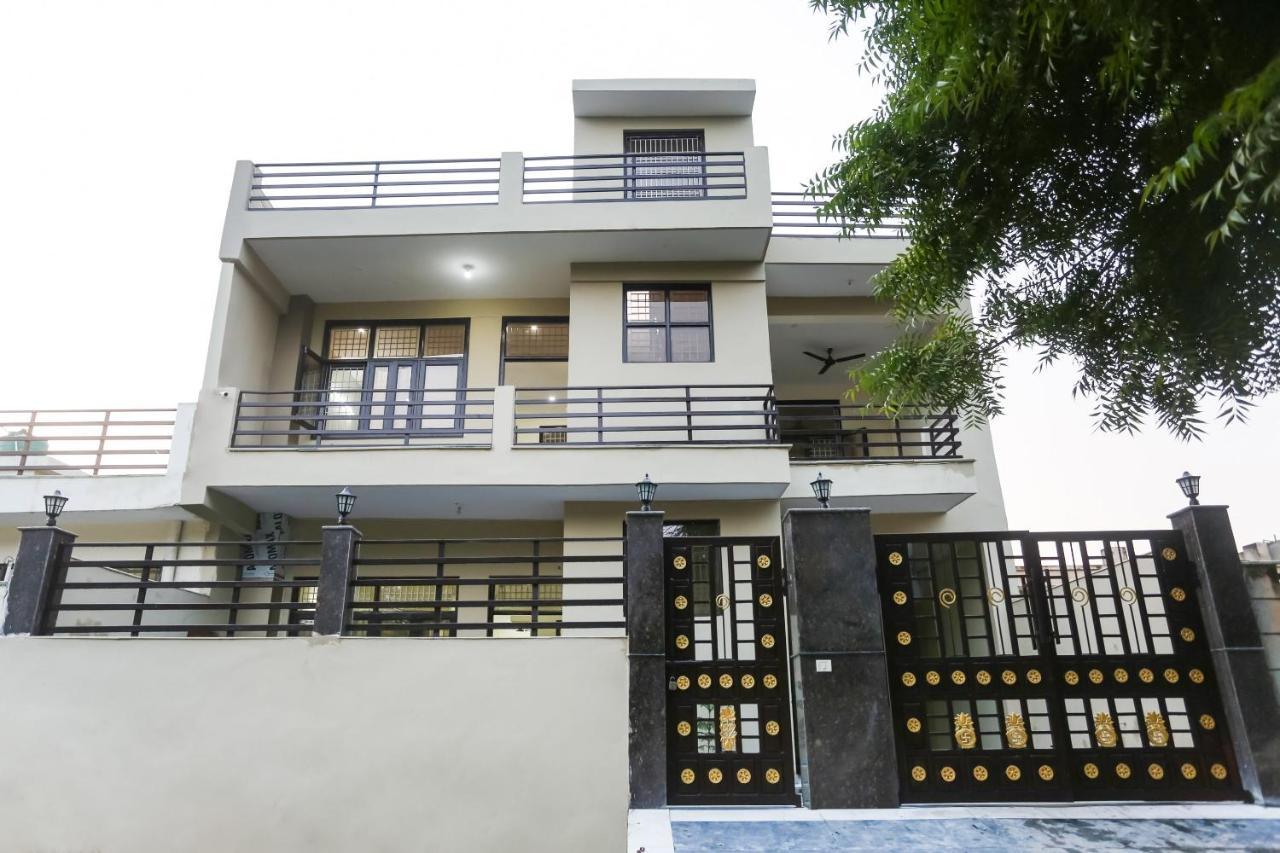 Oyo Hotel New Geetanjali Near Gautam Buddha Park Lakhnaú Exteriér fotografie